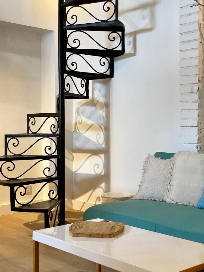 Charming Gran Via Attic Apartment Madrid Exterior foto