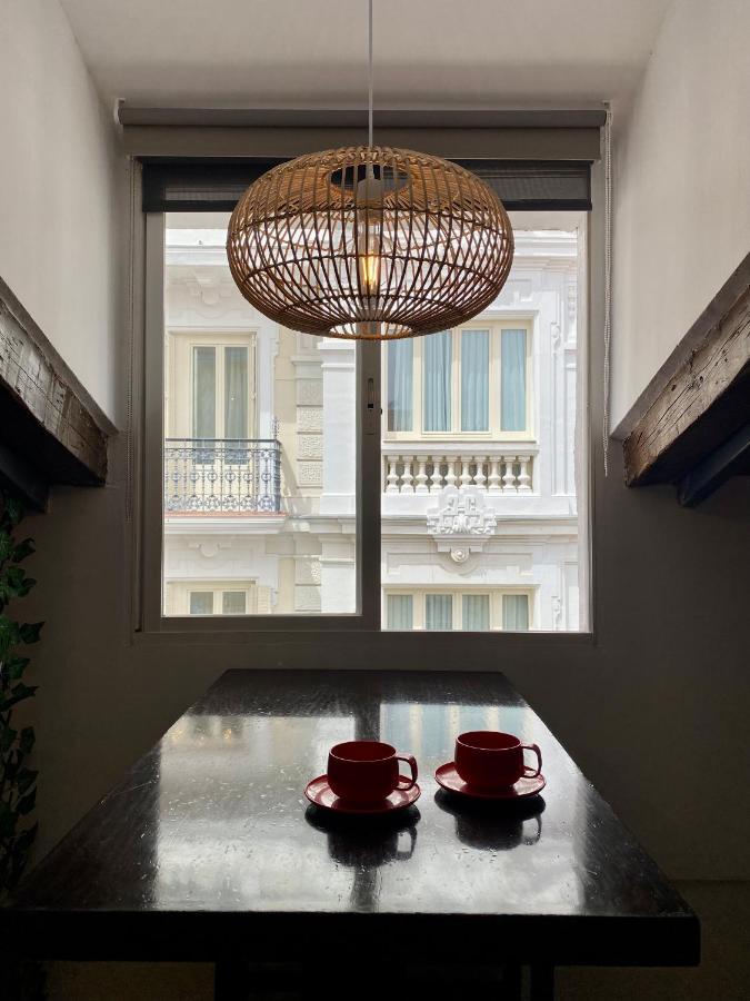 Charming Gran Via Attic Apartment Madrid Exterior foto