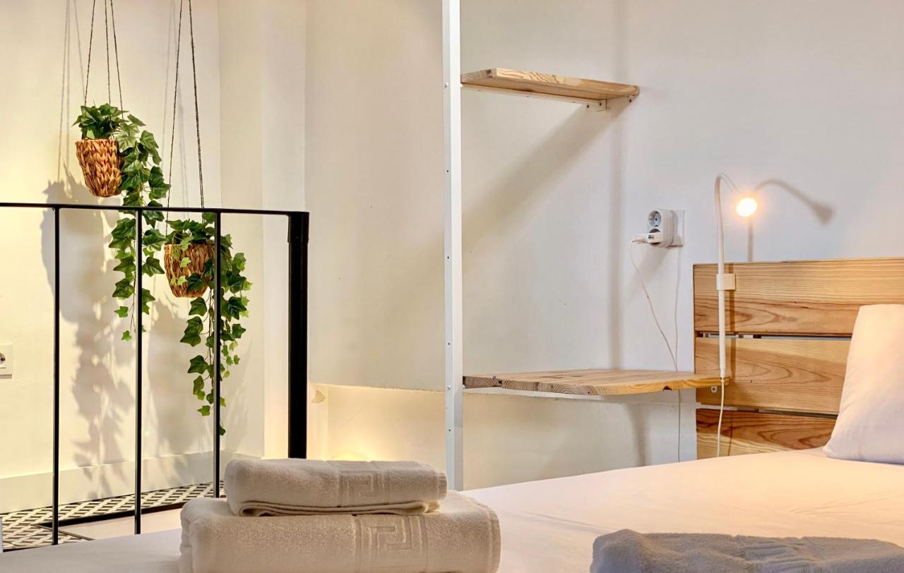 Charming Gran Via Attic Apartment Madrid Exterior foto