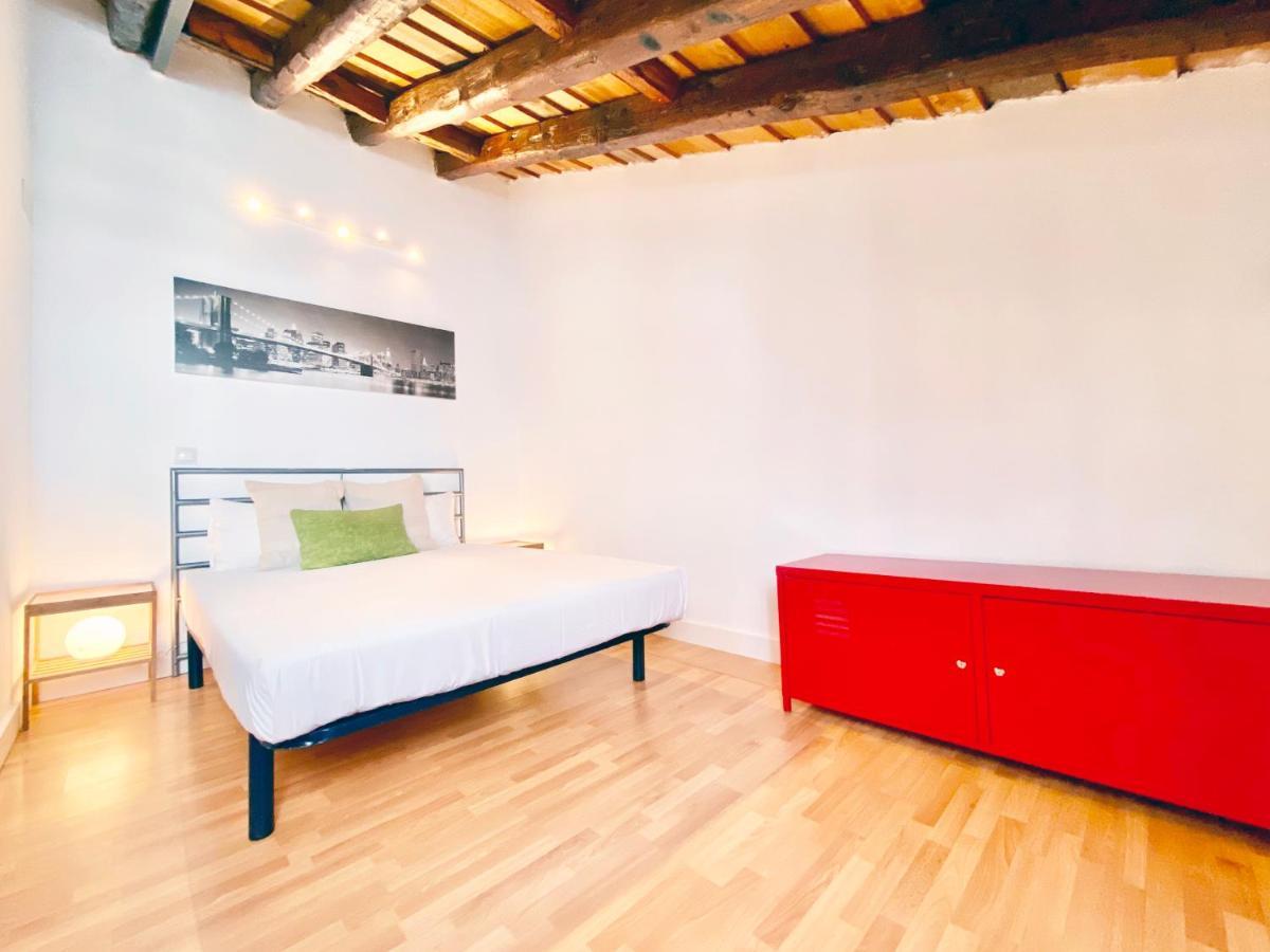 Charming Gran Via Attic Apartment Madrid Exterior foto